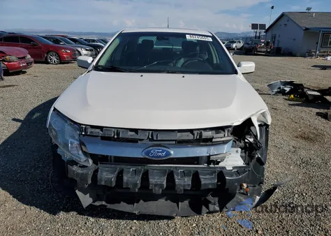 2011 Ford Fusion Sport z USA, uszkodzony, nr VIN 3FAHP0DCXBR190613